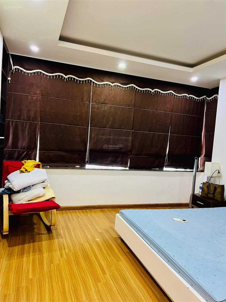 Cho thuê ch diamond flower lê văn lương 130m2, 3 phòng ngủ full đẹp, giá tốt ạ.  0911 614 ***