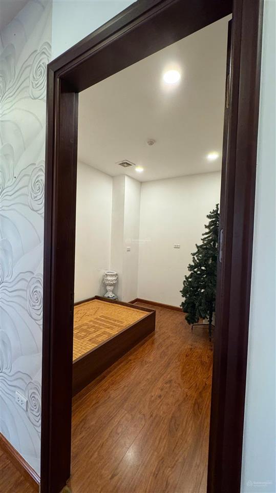 Cho thuê căn hộ vimeco ct4 nguyễn chánh, 148m2, 3 ngủ, full đầy đủ đồ, giá tốt.  0911 614 ***