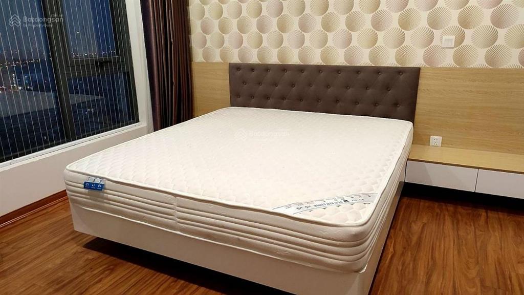 Cho thuê ch golden west lê văn thiêm 3 ngủ, full đồ, có slot ôtô, giá 16 tr.  0911 614 ***