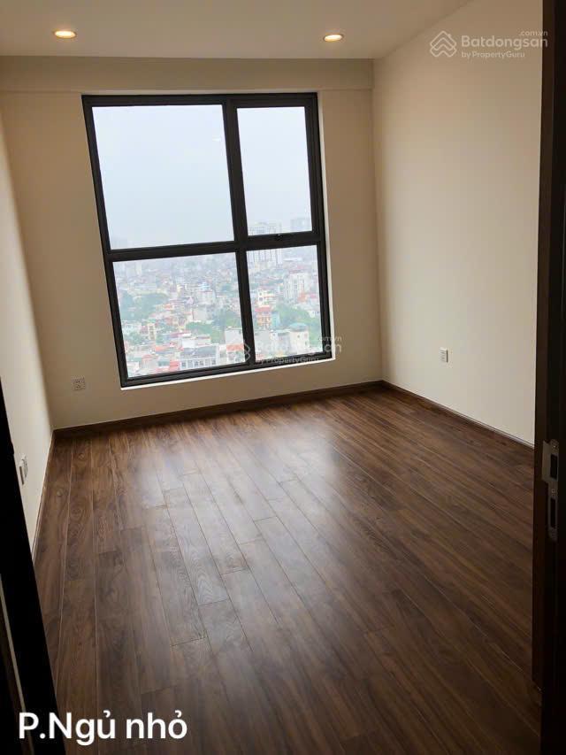 Cho thuê cc the golden palm lê văn lương, 84m2, 2 ngủ, đồ cơ bản 17tr.  0918 682 ***