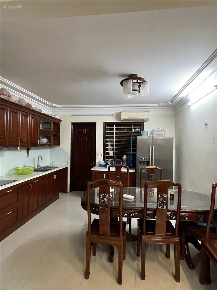 Cho thuê nhà riêng phố ngụy như kon tum, thanh xuân, 62m2, 5 tầng, 7 phòng ngủ, full đồ. 0911 614 ***