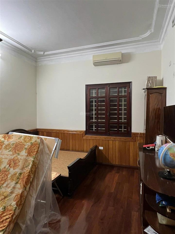 Cho thuê nhà riêng phố ngụy như kon tum, thanh xuân, 62m2, 5 tầng, 7 phòng ngủ, full đồ. 0911 614 ***