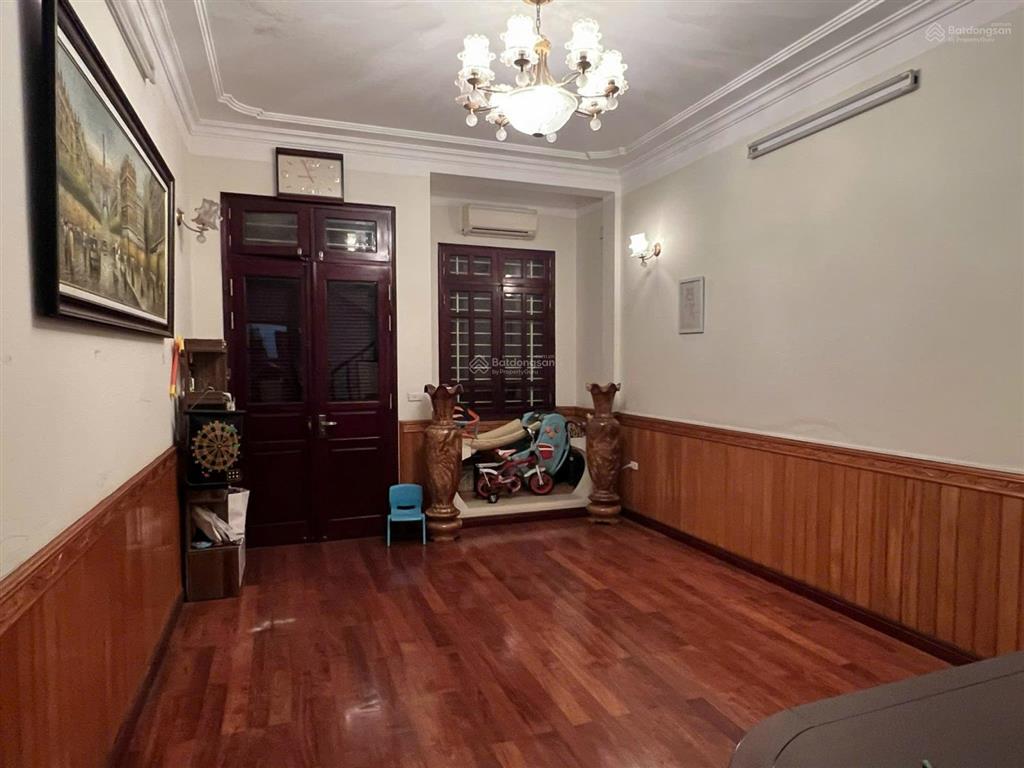 Cho thuê nhà riêng phố ngụy như kon tum, thanh xuân, 62m2, 5 tầng, 7 phòng ngủ, full đồ. 0911 614 ***