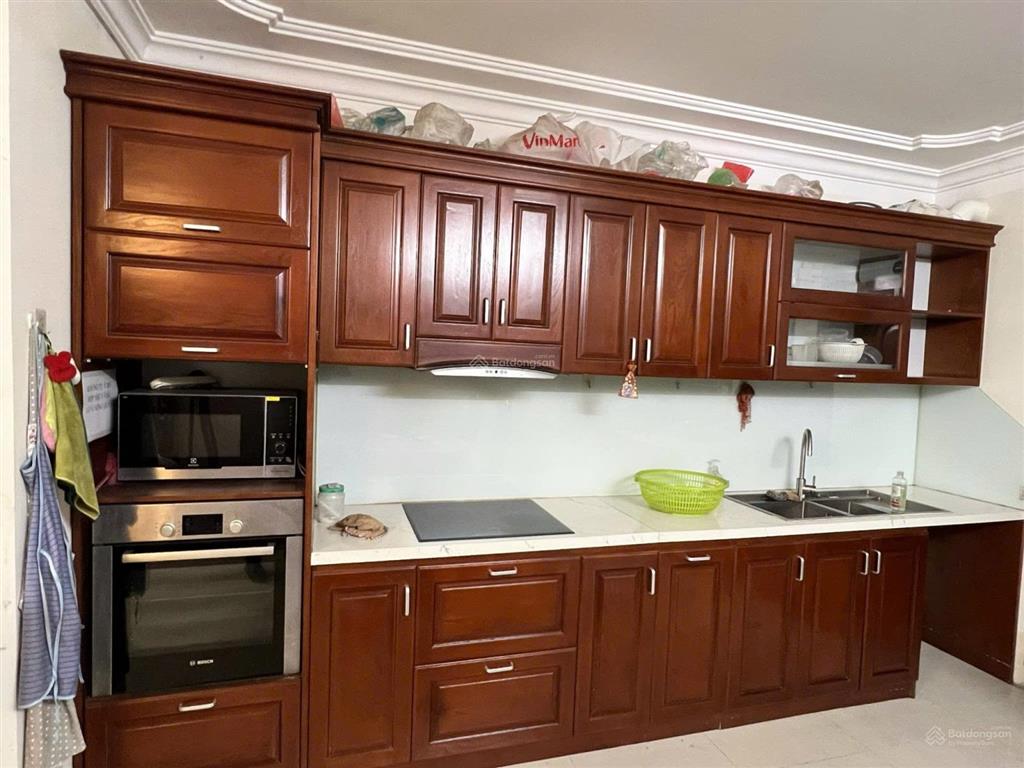 Cho thuê nhà riêng phố ngụy như kon tum, thanh xuân, 62m2, 5 tầng, 7 phòng ngủ, full đồ. 0911 614 ***