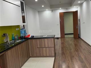 Cho thuê ch việt đức complex lê văn lương 100m2, 3 ngủ, đồ cơ bản, 14 triệu.  0911 614 ***