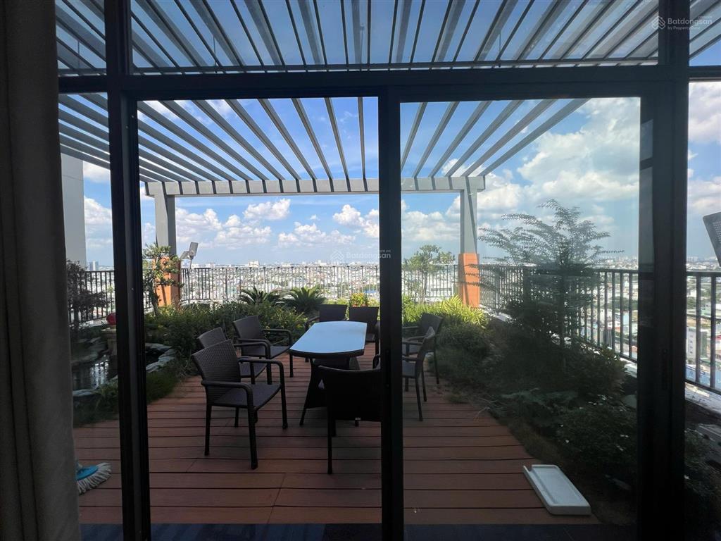 Bán penthouse happy one premier q12 đã có sổ hồng, 185m2 full nội thất giá 8.8 tỷ gặp chủ tl