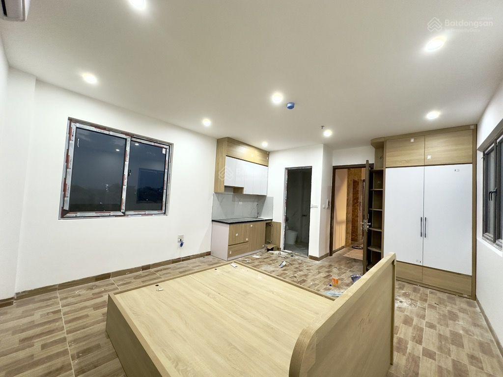 Ngũ hiệp  ccmn 8 tầng thang máy 18 phòng  dòng tiền 700tr/năm  nhỉnh 17 tỷ
