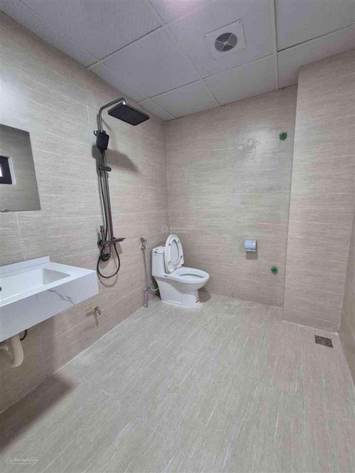 Bán nhà 4 tầng vạn phúc 3, 40m2, mt 4m, gara ô tô, 3 phòng ngủ, hơn 5 tỷ