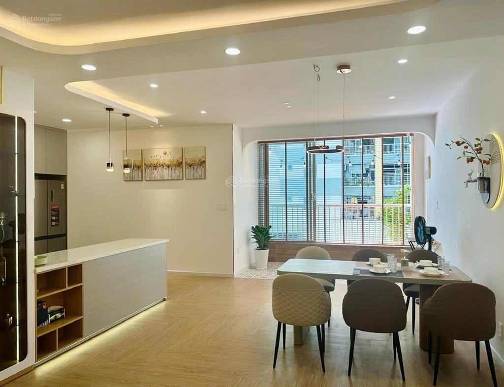 Căn góc, nhà mới decore, nội thất đầy đủ cao cấp 6.6 tỷ, shs hỗ trợ vay 124m2 (3 phòng ngủ + 2wc)