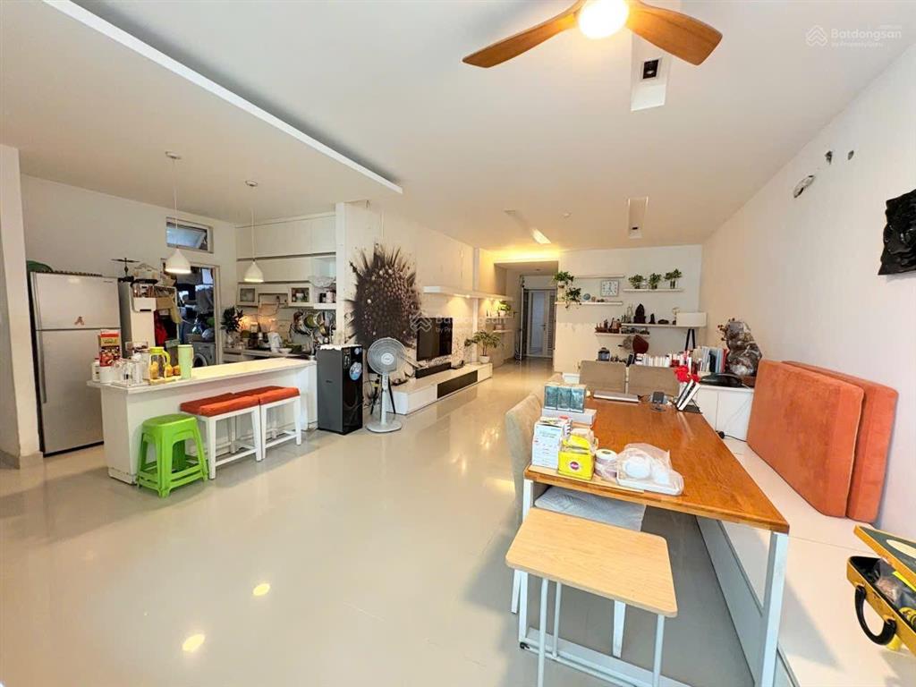 Căn góc view nguyễn lương bằng 16 triệu/tháng. ở ngay 124m2 (3 phòng ngủ + 2wc) nội thất cơ bản