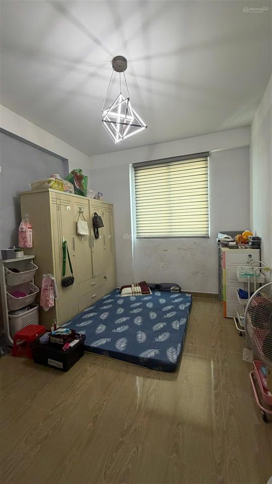 Căn góc chỉ 4.7 tỷ, dt 102m2 (3pn + 2wc) nội thất đầy đủ, tầng cao thoáng mát, sổ hồng lâu dài