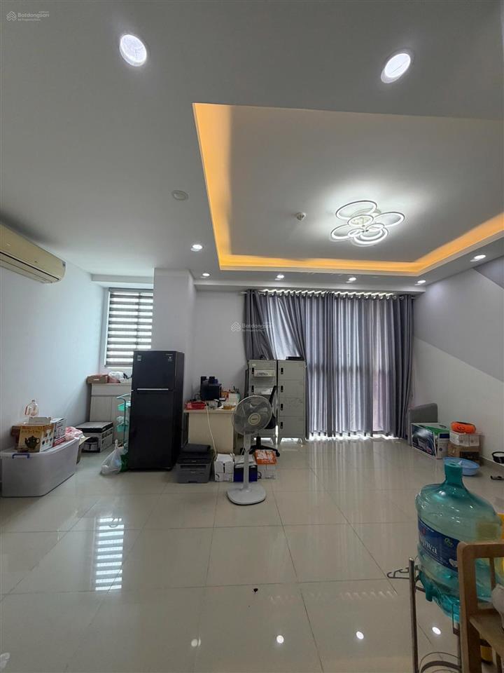 Căn góc chỉ 4.7 tỷ, dt 102m2 (3pn + 2wc) nội thất đầy đủ, tầng cao thoáng mát, sổ hồng lâu dài