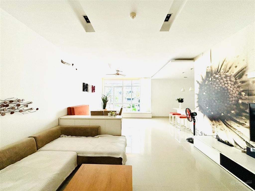 Căn góc tầng cao 124m2 chỉ 5.5tỷ, view phòng ngủ nhìn nguyễn lương bằng (3pn + 2wc) nội thất cơ bản