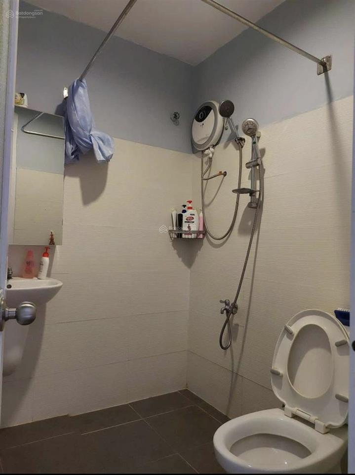 Duy nhất một căn 2.4 tỷ, 47m2 (1pn + 1wc) có ít nội thất, view nguyễn lương bằng, sổ sẵn hỗ trợ vay