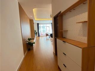 Chỉ 15 triệu/tháng ở ngay, 124m² (3pn + 2 wc) nhà décor mới, nội thất đầy đủ, ban công đông nam