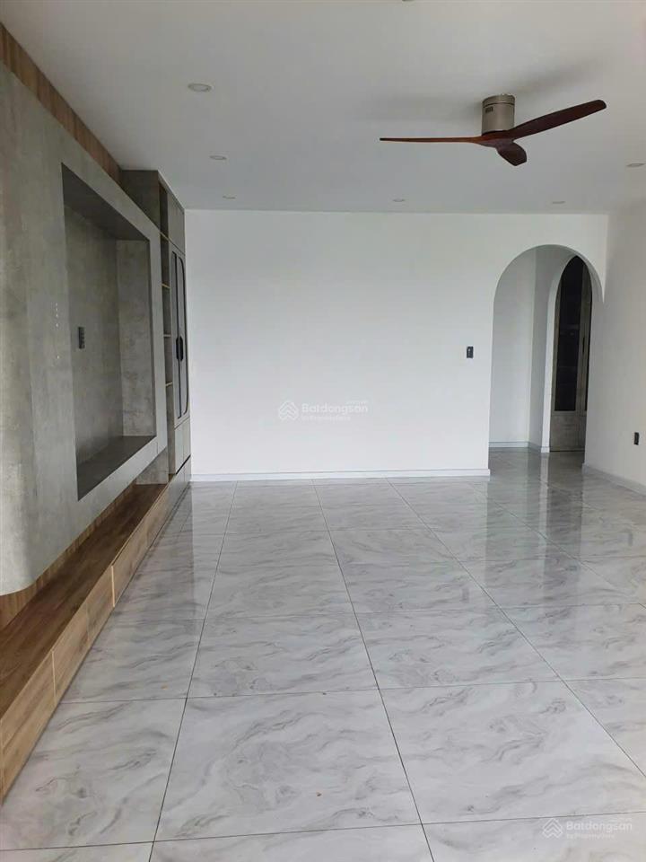 124m2 chỉ có 4.7 tỷ, sổ hồng lâu dài, view trực diện sông rạch dơi, nhà bè (hiện trạng 1pn + 1wc)