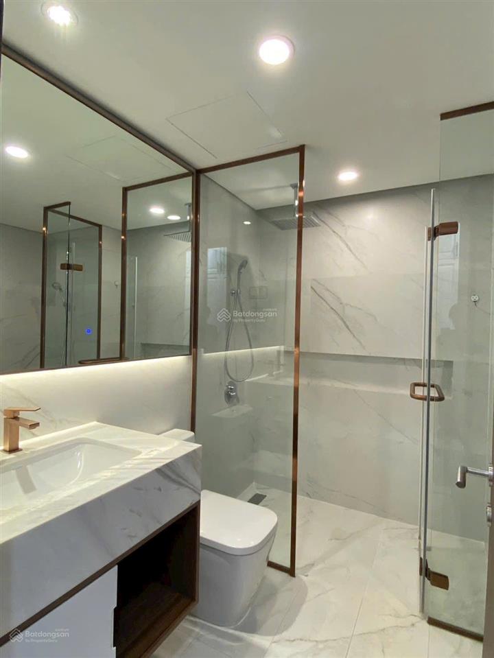 Cho thuê cc 3pn 2wc tại midtown phú mỹ hưng, 60 triệu, 131 m2