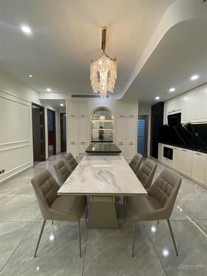 Cho thuê cc 3pn 2wc tại midtown phú mỹ hưng, 60 triệu, 131 m2