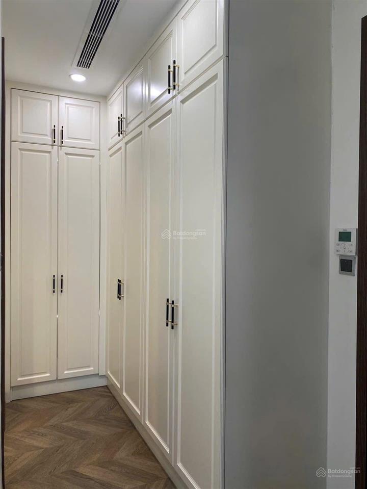 Cho thuê cc 3pn 2wc tại midtown phú mỹ hưng, 60 triệu, 131 m2