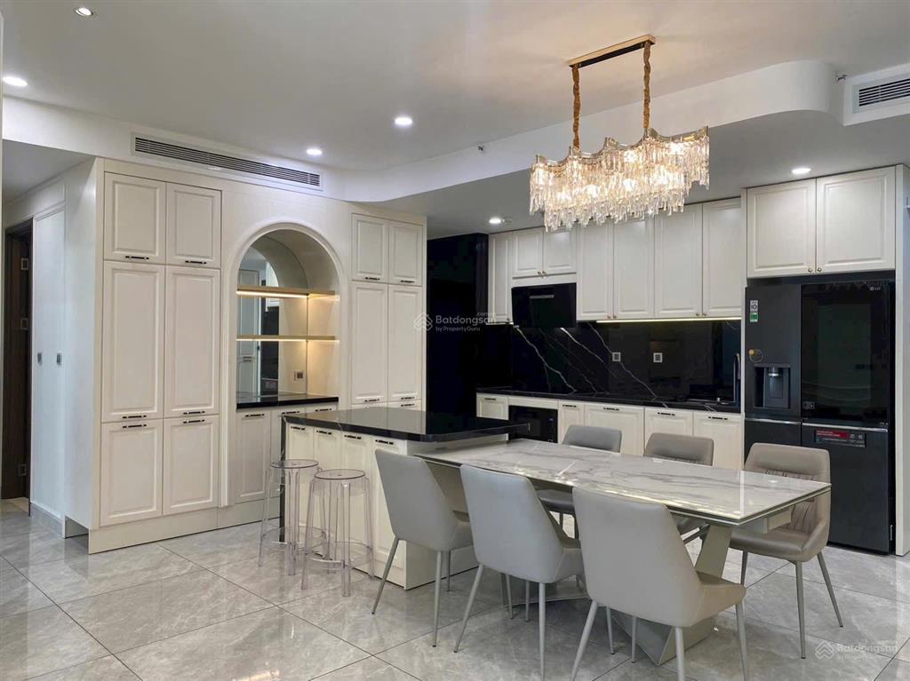 Cho thuê cc 3pn 2wc tại midtown phú mỹ hưng, 60 triệu, 131 m2