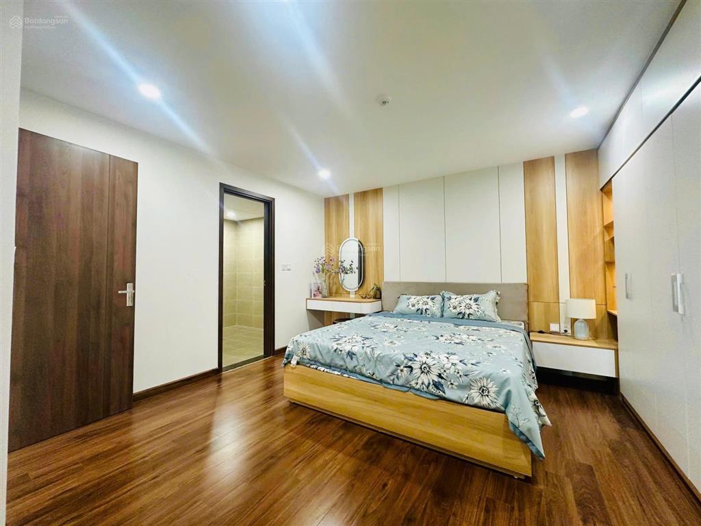Căn chuyển nhượng hỗ trợ vay nh ls 6,5%, 1 căn view bể bơi, gọi em để xem nhà