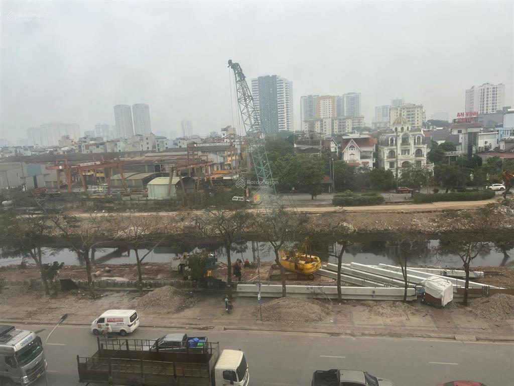 Em còn hiếm có căn 3 phòng ngủ giá cạnh tranh trung tâm hà nội chỉ 6,1 tỷ full nội thất