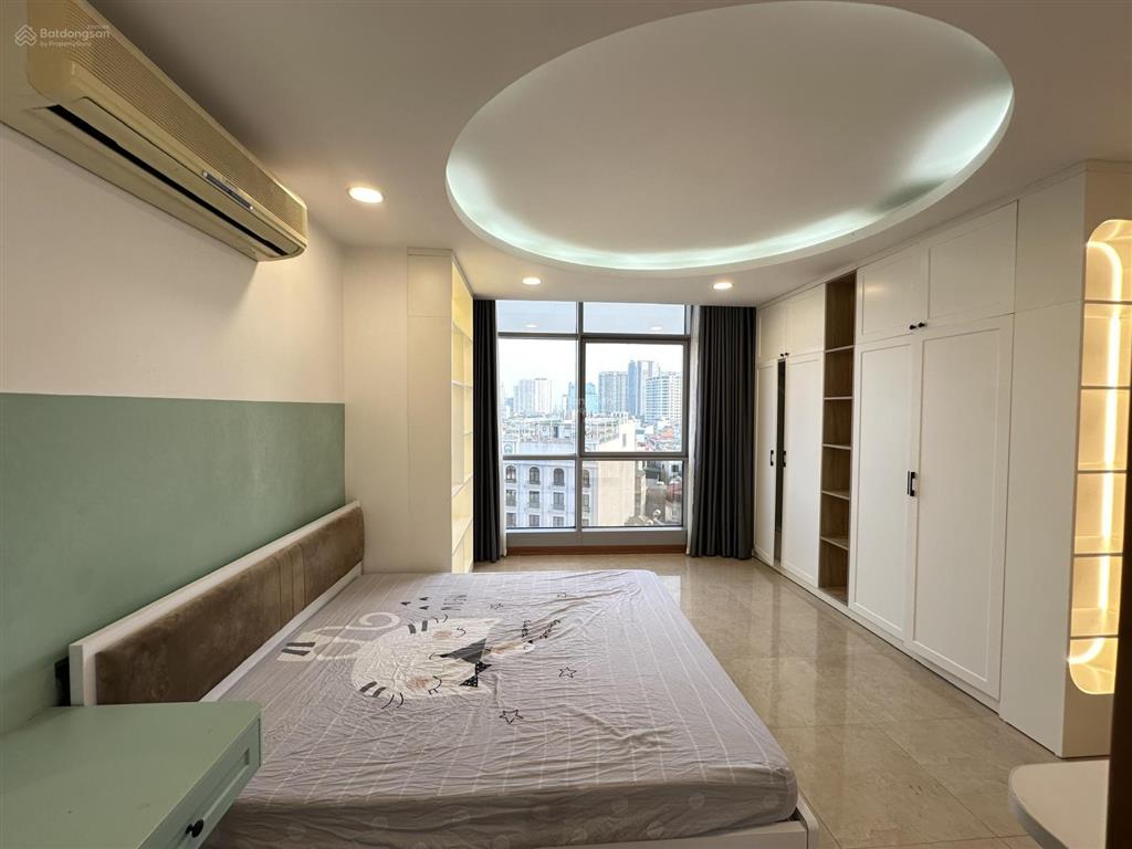 Cần bán căn hộ 4pn nhà về ở luôn ở yên hoà sunshine 140m2 giá 10,5 tỷ