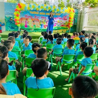 Bán căn biệt thự đẹp khu, đang có hd thuê 30tr tháng, giá 14,5tỷ, sổ sẵn công chứng ngay