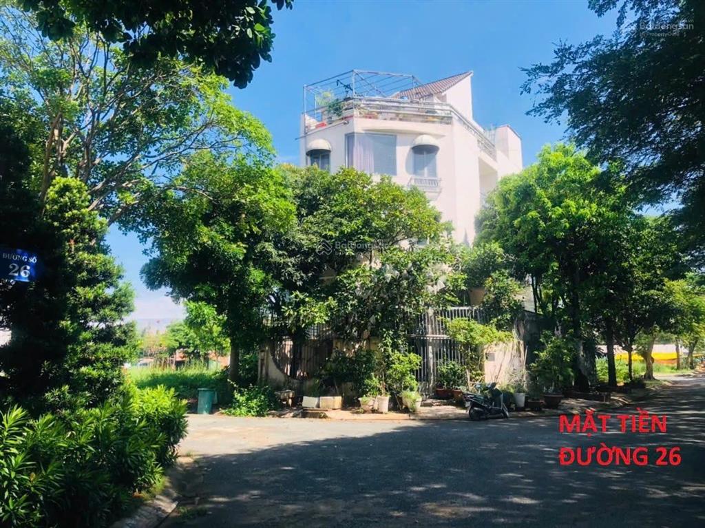 Bán căn biệt thự góc 1 trệt 3 lầu st 200m2, giá 14,8 tỷ tl, sổ hồng riêng, công chứng sang tên ngay
