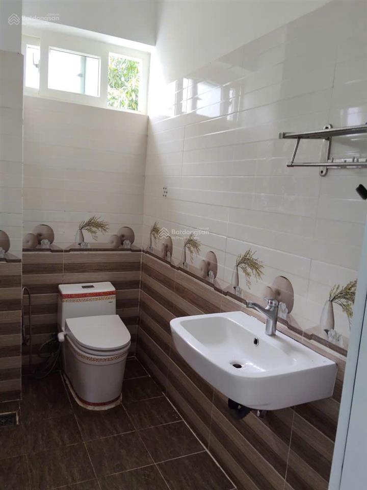 Cần bán căn biệt thự vườn western land gần 500m2, giá tốt khu, nhà mới đẹp, tặng full nội thất