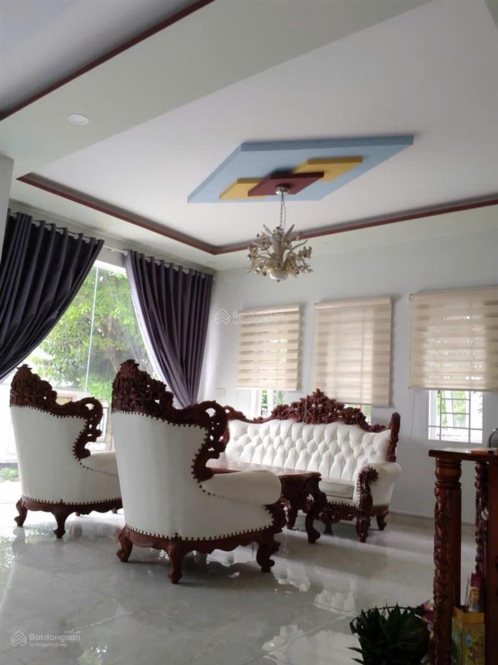 Cần bán căn biệt thự vườn western land gần 500m2, giá tốt khu, nhà mới đẹp, tặng full nội thất