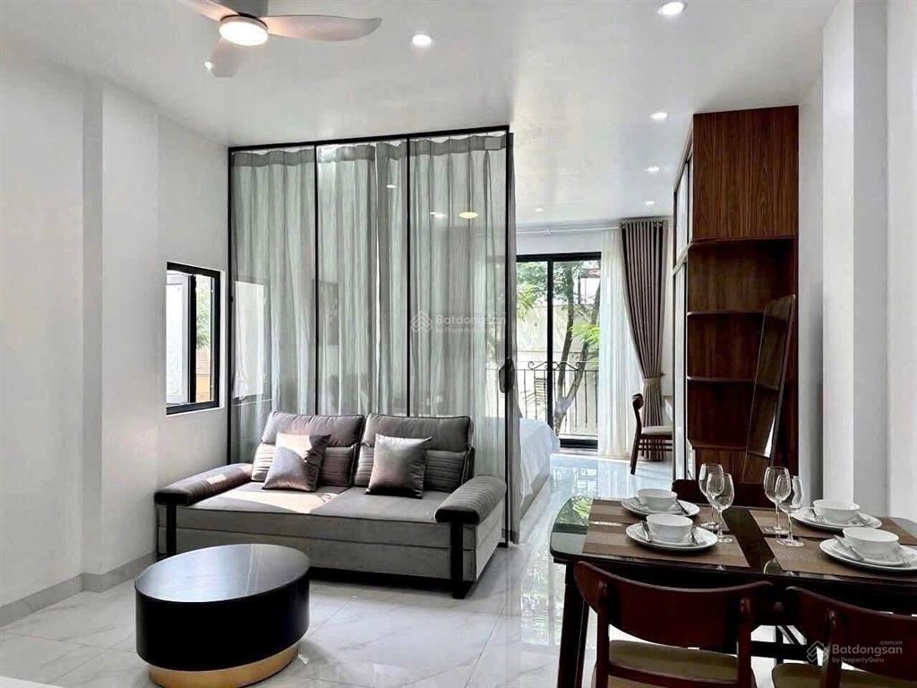 Cho thuê phòng có ban công có nội thất lam sơn, tân bình gần bệnh viện và trường đại học