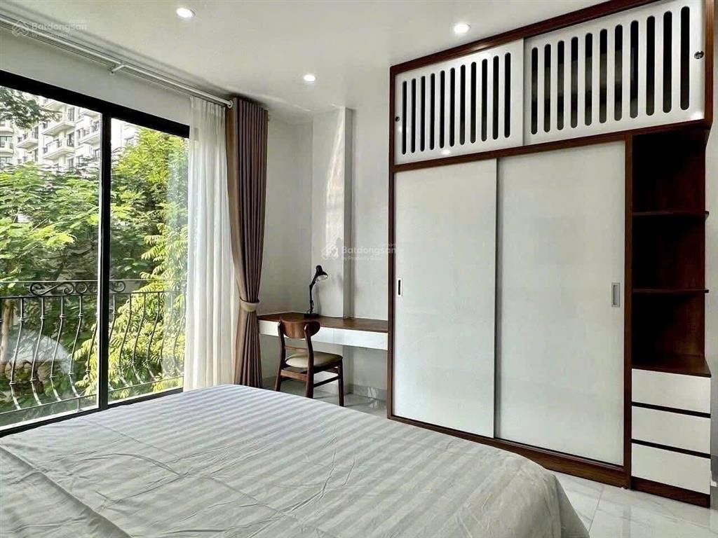 Cho thuê phòng có ban công có nội thất lam sơn, tân bình gần bệnh viện và trường đại học