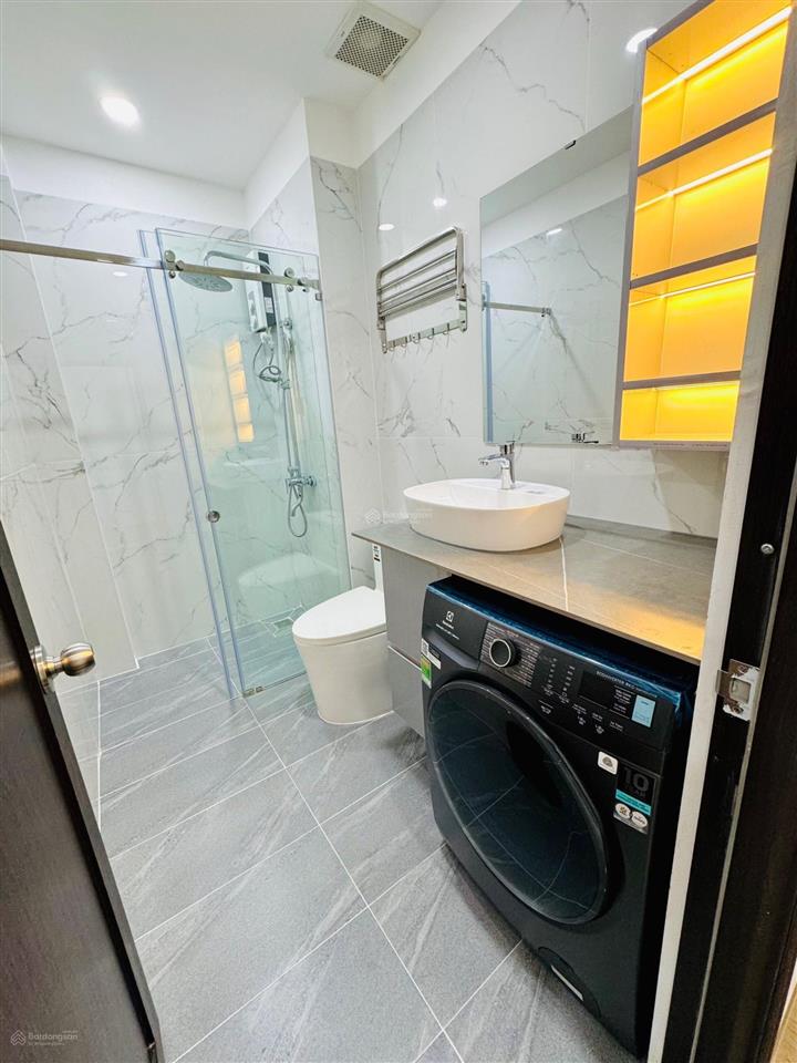 Cho thuê căn hộ 1pn 40m2, ban công, ngay nguyễn hữu cảnh landmark, gần metro văn thánh, full nt