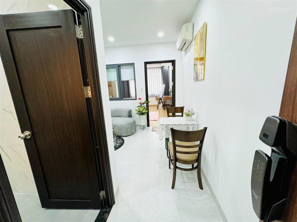 Cho thuê căn hộ 1pn 40m2, ban công, ngay nguyễn hữu cảnh landmark, gần metro văn thánh, full nt