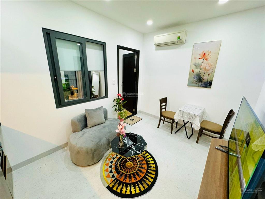 Cho thuê căn hộ 1pn 40m2, ban công, ngay nguyễn hữu cảnh landmark, gần metro văn thánh, full nt