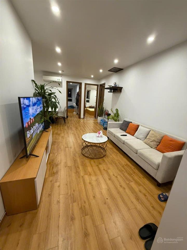 Bán căn hộ 98,5m2 (3pn, 2wc) ,sẵn sổ, nội thất đầy đủ, giá 8.8 tỷ tại cc sapphire palace chính kinh