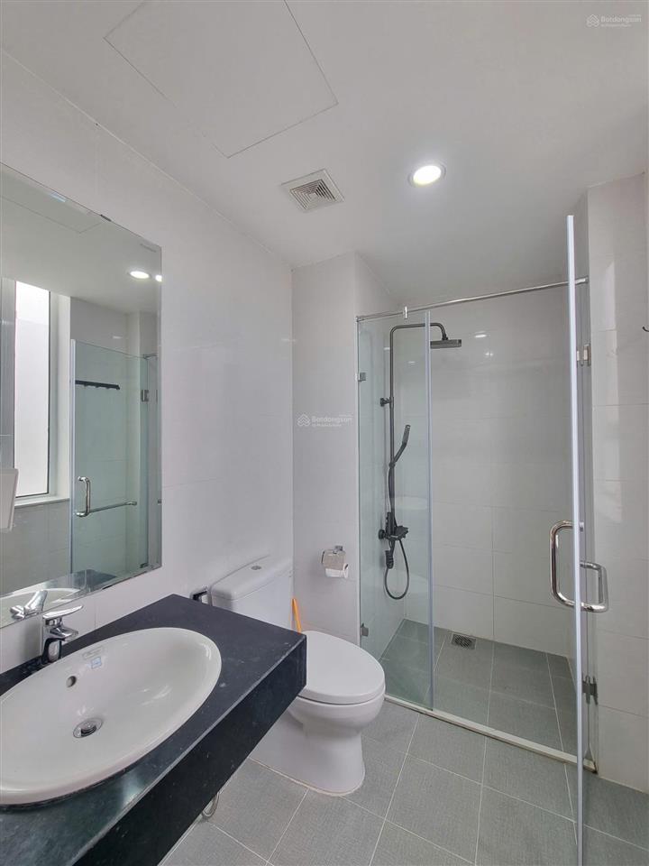 Bán căn hộ chung cư 93m2 tại chung cư 90 nguyễn tuân, giá 8.3 tỷ, sẵn sổ, full nội thất.