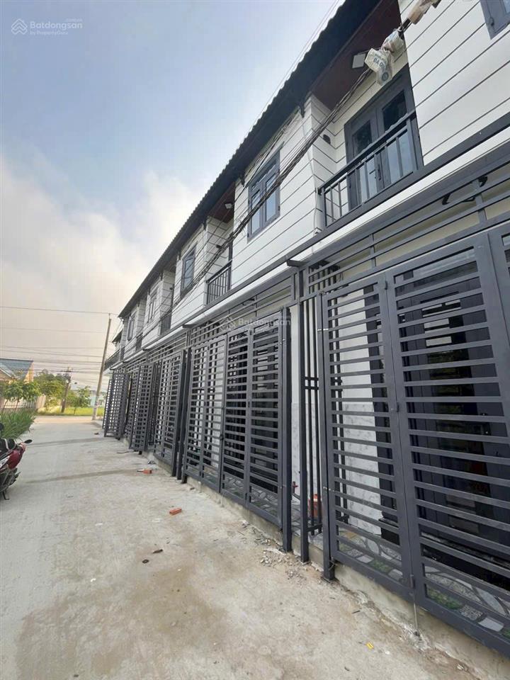 Bán nhà riêng mặt tiền rộng vị trí đẹp thiết kế tinh tế ,giá chỉ 500tr