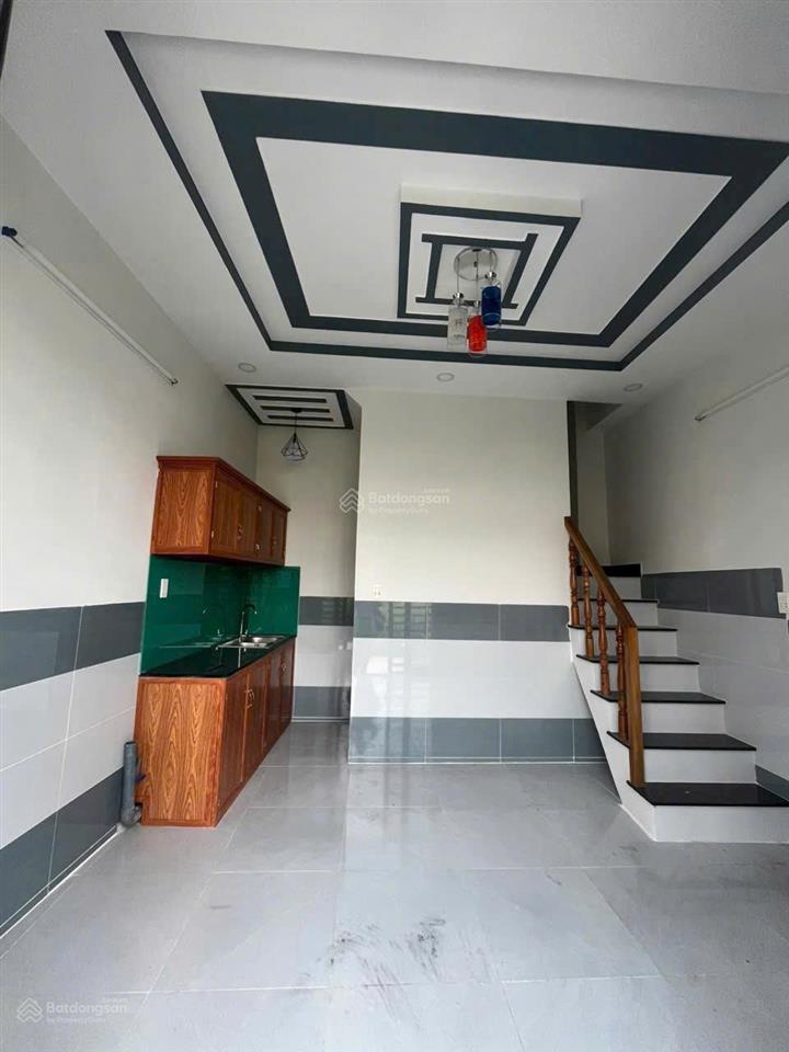 Bán nhà riêng mặt tiền rộng vị trí đẹp thiết kế tinh tế ,giá chỉ 500tr