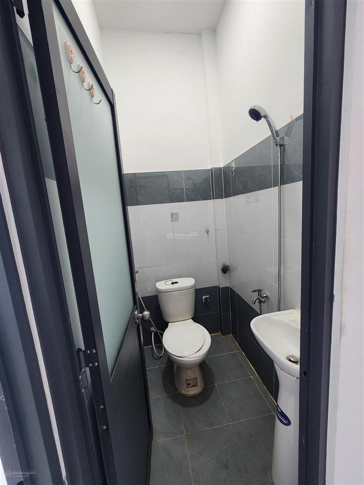 Bán nhà riêng 2pn, 2wc, 400 triệu, 33.6m2, chính chủ hàng hiếm