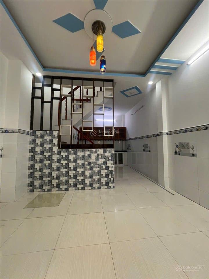 Nhà riêng 32m2 tại cuối đường nguyễn văn bứa gần kcn, giá ưu đãi 695 triệu