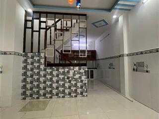Nhà riêng 32m2 tại cuối đường nguyễn văn bứa gần kcn, giá ưu đãi 695 triệu