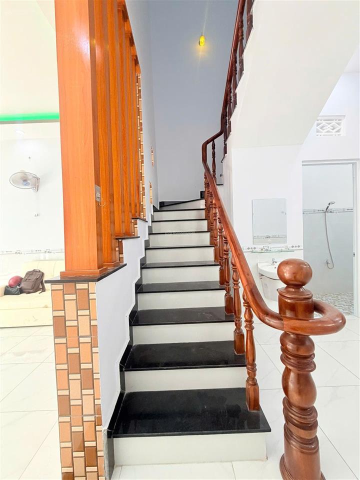 Bán nhà riêng 2pn, 2wc 900 triệu, 40m2 tại cầu lớn, hóc môn, hồ chí minh