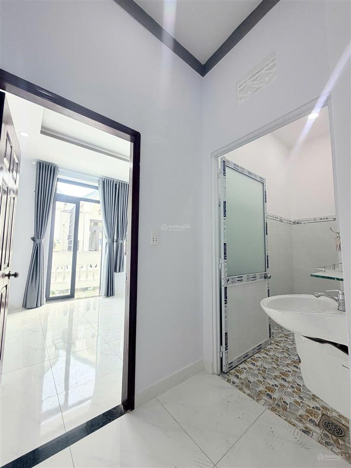Bán nhà riêng 2pn, 2wc 900 triệu, 40m2 tại cầu lớn, hóc môn, hồ chí minh