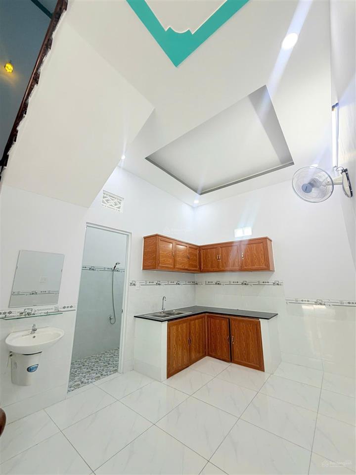 Bán nhà riêng 2pn, 2wc 900 triệu, 40m2 tại cầu lớn, hóc môn, hồ chí minh