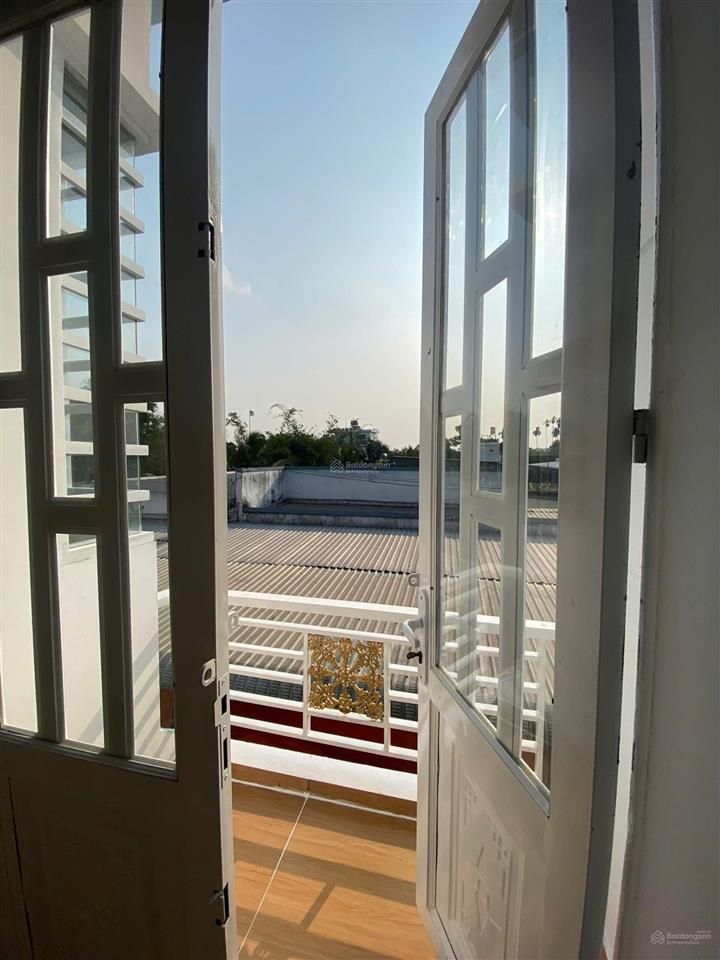 Chủ gửi bán nhà riêng tại cuối nguyễn văn bứa, 56 m2, giá siêu hời chỉ với 395tr