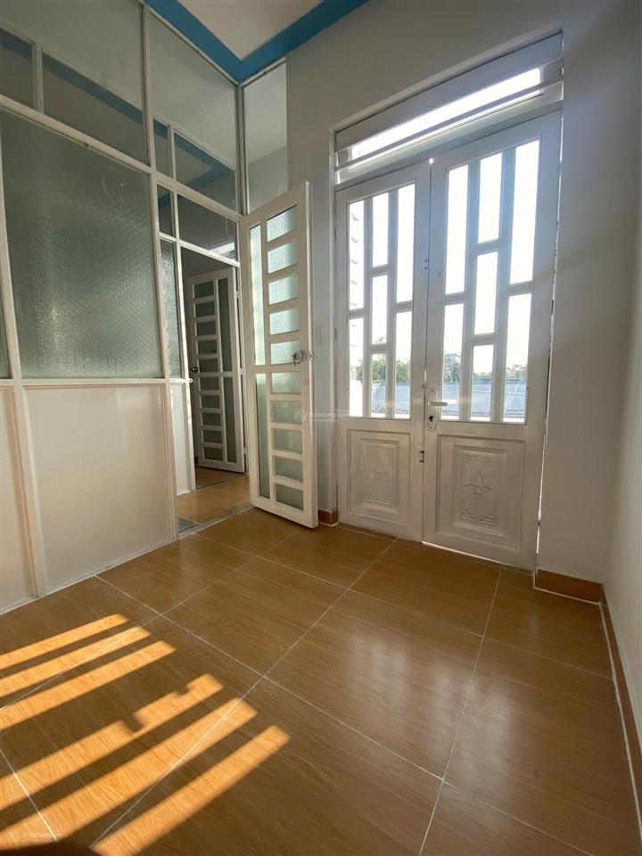 Chủ gửi bán nhà riêng tại cuối nguyễn văn bứa, 56 m2, giá siêu hời chỉ với 395tr