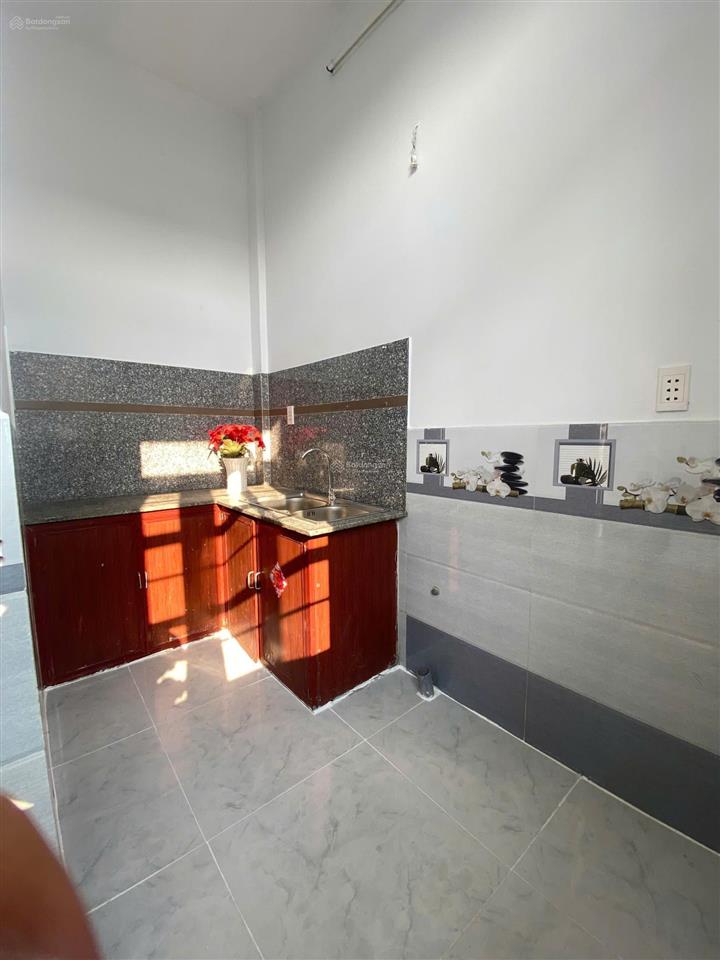 Chủ gửi bán nhà riêng tại cuối nguyễn văn bứa, 56 m2, giá siêu hời chỉ với 395tr