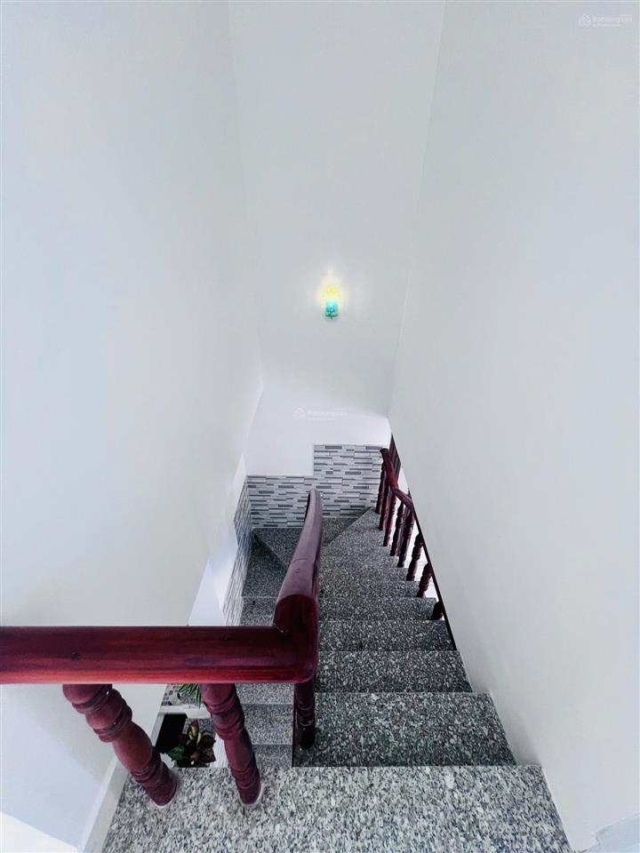 Bán nr 40m2 cuối nguyễn văn bứa, 735 triệu, 2pn, 2wc, pháp lý đầy đủ, uy tín hình ảnh thật